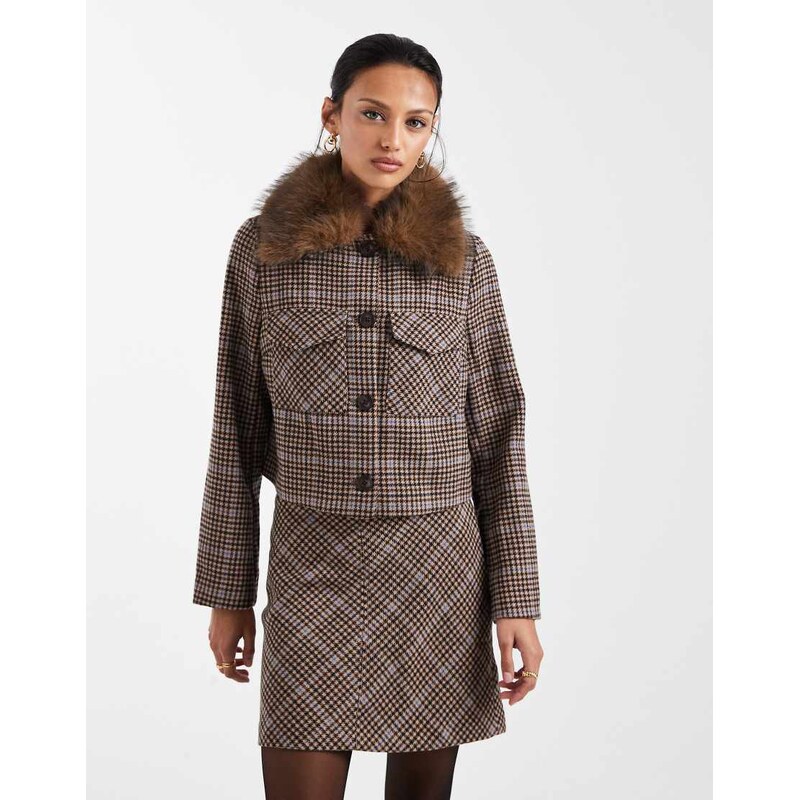 New Look co-ord check boxy cropped jacket in brown 110141196