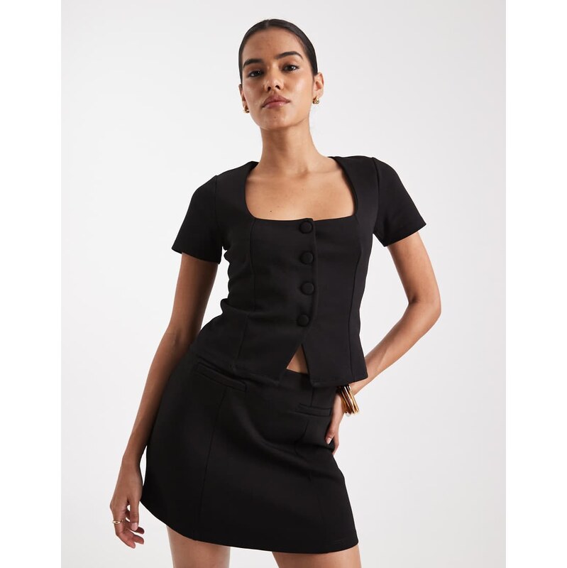 New Look co-ord button through top in black