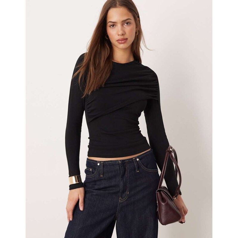 Gina Tricot long sleeve ruched slim fit drapey top in black 110052112
