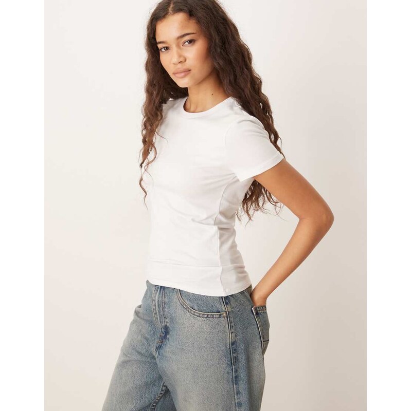 Abercrombie & Fitch seamless short sleeve t-shirt in white-Black