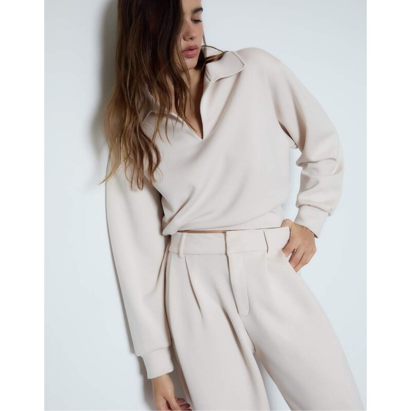 Stradivarius Soft touch sweatshirt in stone-Neutral