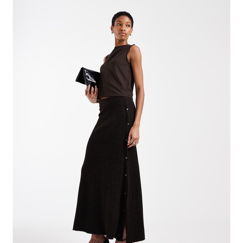 Vero Moda Tall ribbed knitted button side midi skirt in