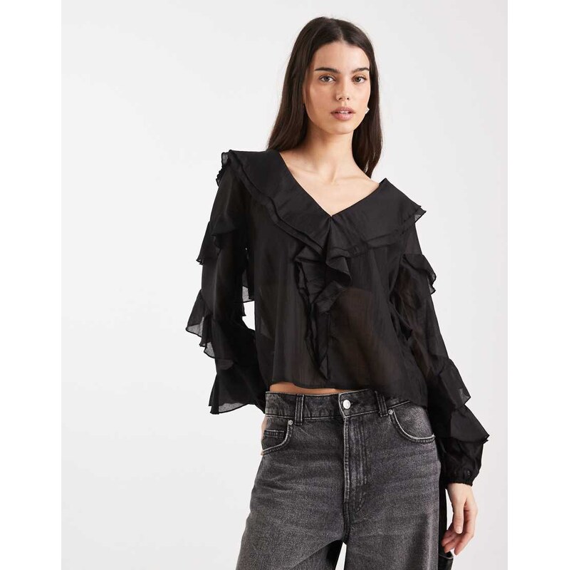 Object v neck ruffle top with tiered sleeves in black 110131272