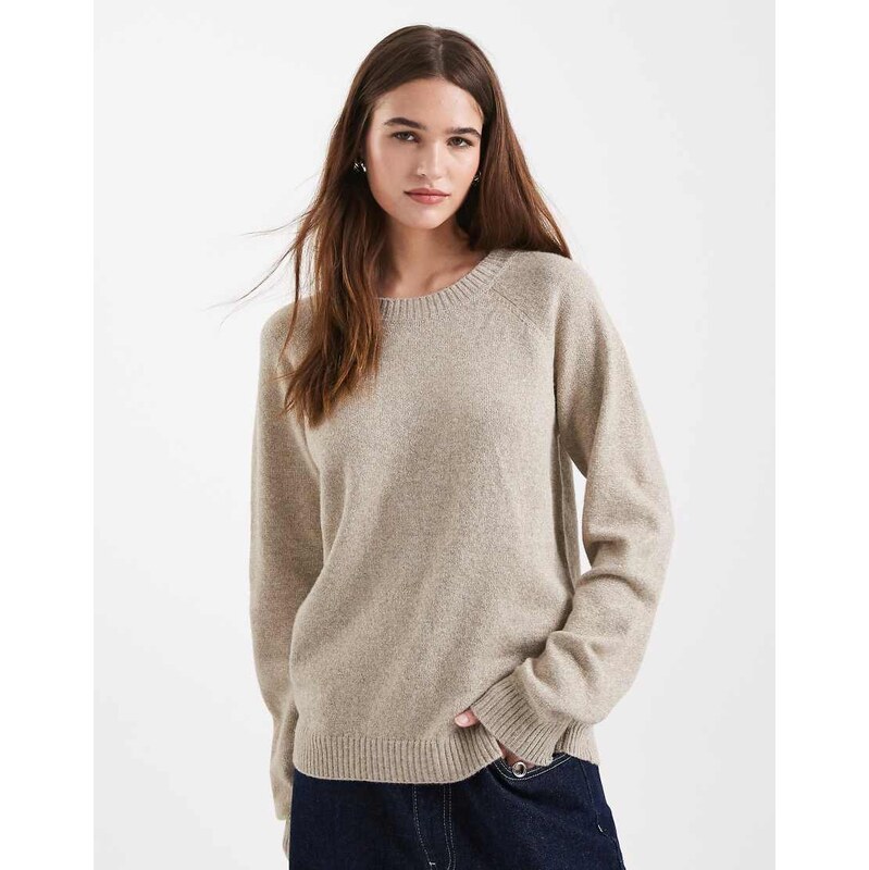 Vero Moda glitter round neck knitted jumper in cream and gold-White 110133200