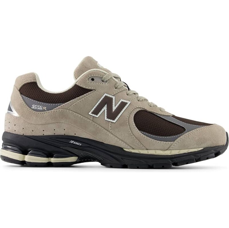 New Balance 2002R trainers in taupe-Black