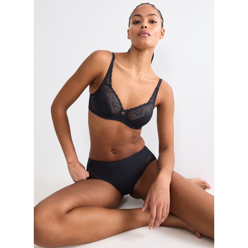 Souprava spodního prádla TRIUMPH AMOURETTE GRAPHIC W + HIPSTER BLACK 110307183