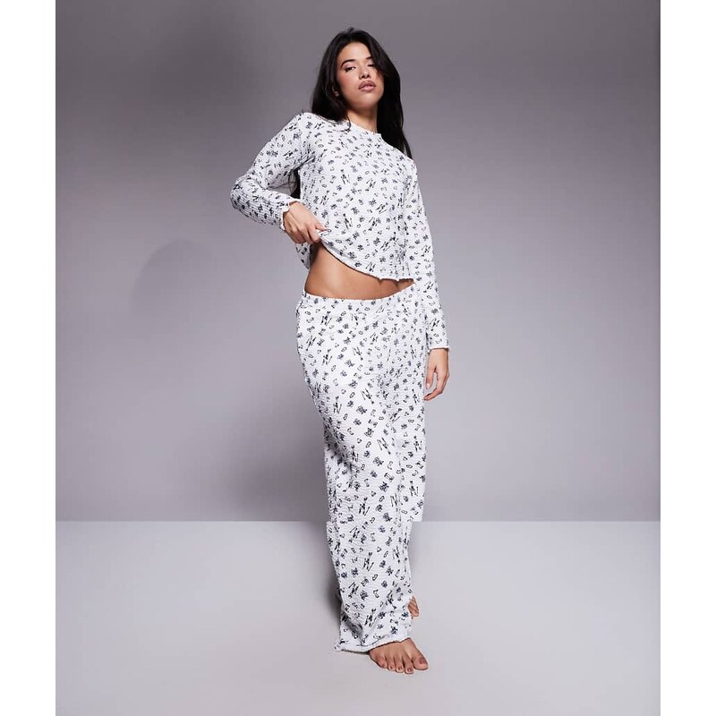 Threadbare long sleeve lettuce hem ski print pyjamas in white and blue 115368104