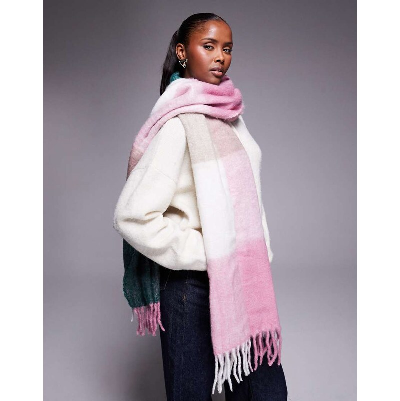 HUGO Red chequed scarf in pink 110368816