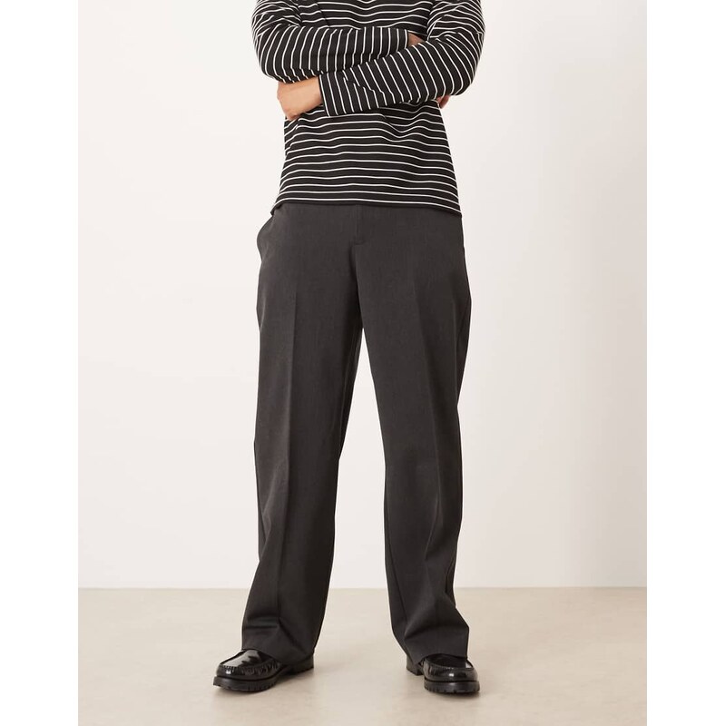 ASOS DESIGN smart pull on wide leg trousers in black-Grey