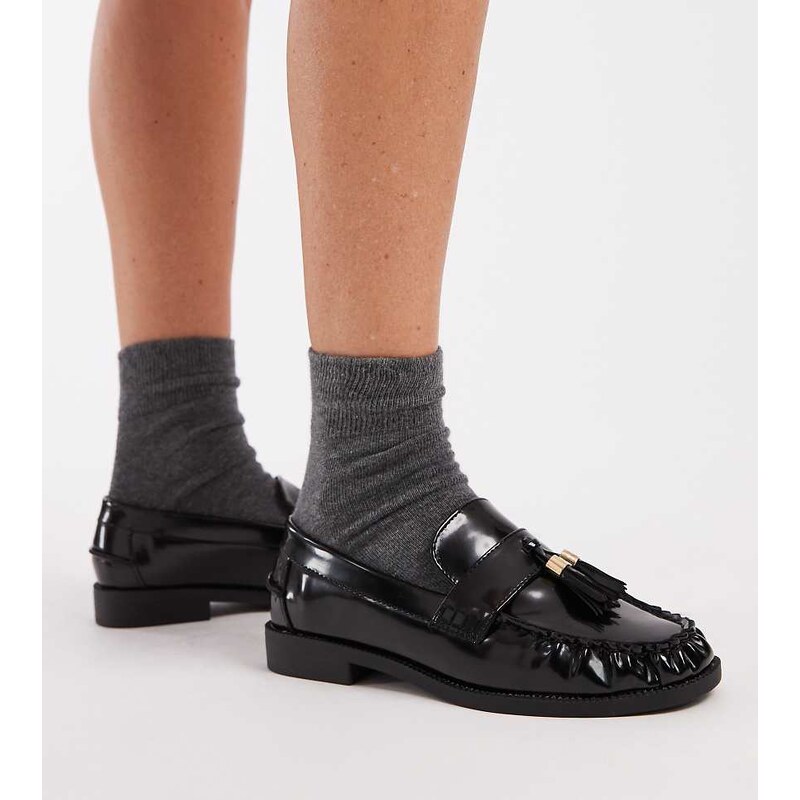 New Look Wide Fit tassel ruched loafer in black patent 109773830