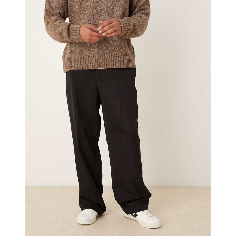 ASOS DESIGN smart wide leg pleated trousers with half
