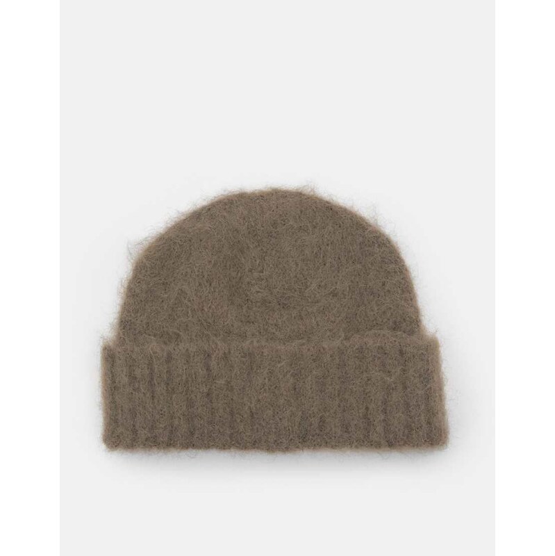 Pull&Bear Short knitted beanie in camel-Neutral 110432901