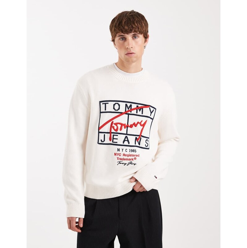 Tommy Jeans signature graphic logo jumper in white