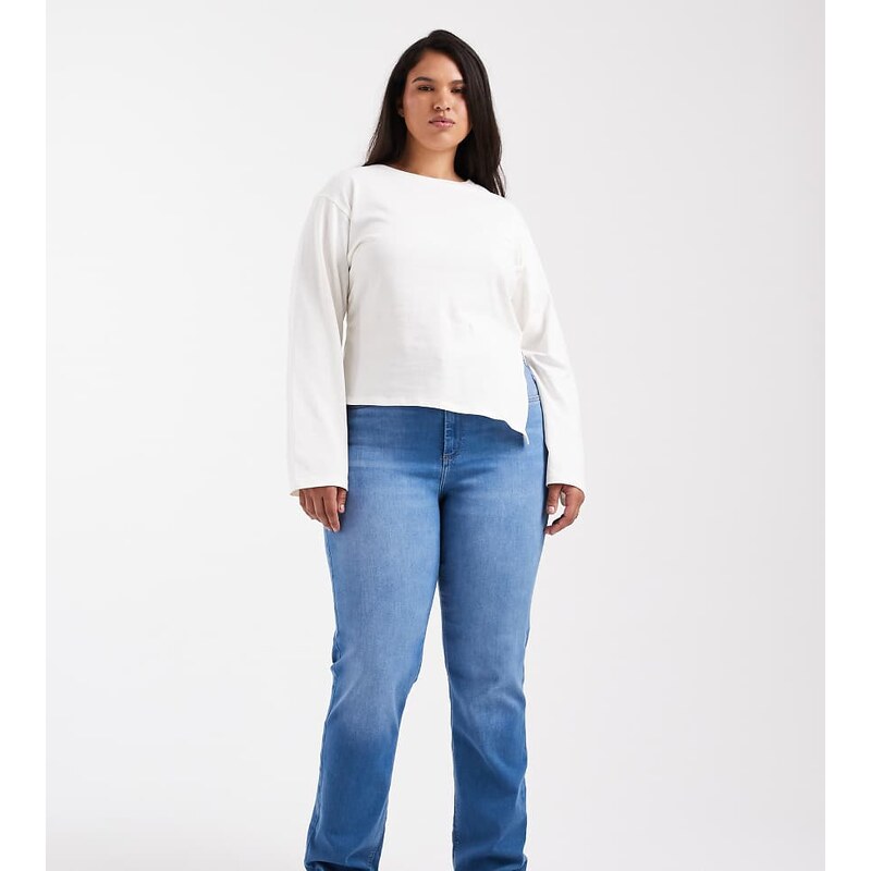 ONLY Curve straight leg jeans in mid blue 110435085