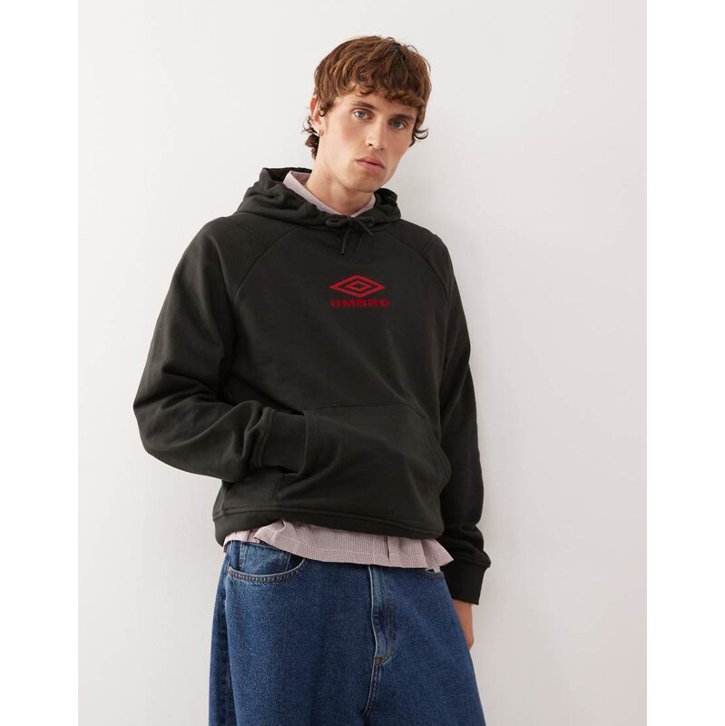 Umbro iconic hoodie in black