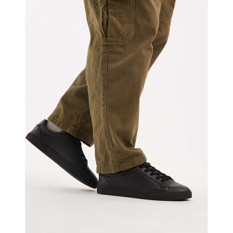 ASOS DESIGN trainers in black