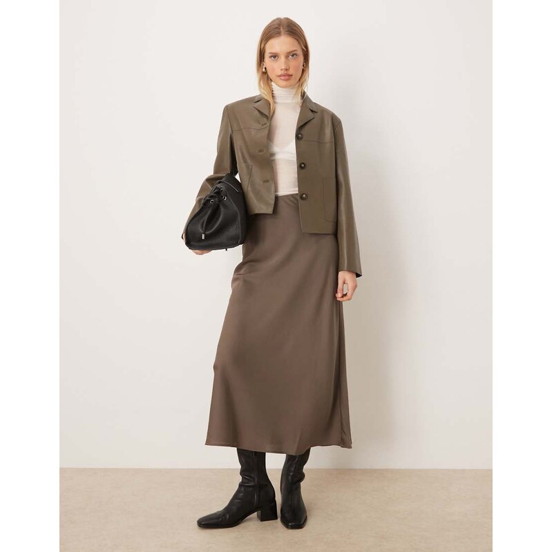Vila satin maxi skirt in falcon-Grey