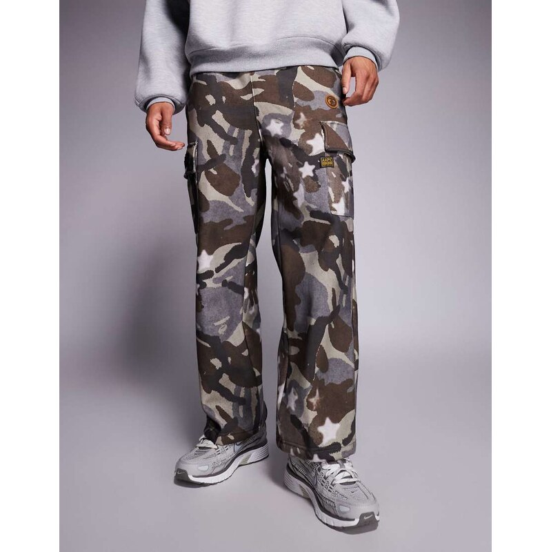 Aape by A Bathing Ape loose fit cargo trousers in brown camo print 110578992