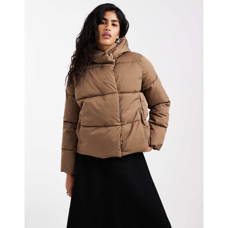Vero Moda cropped puffer with hidden zip in cub brown 110556583