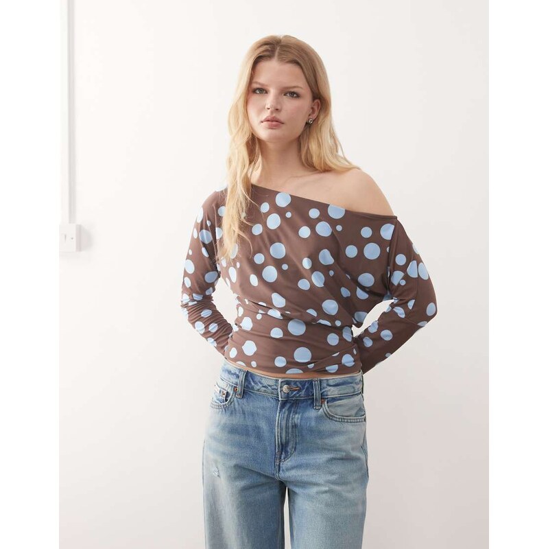 COLLUSION off shoulder top in brown blue spot print