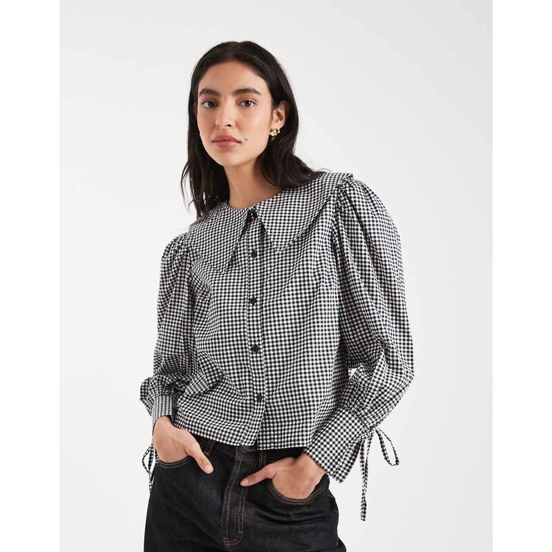 Wednesdays Girl oversized collared long sleeve blouse in grey check 110813252