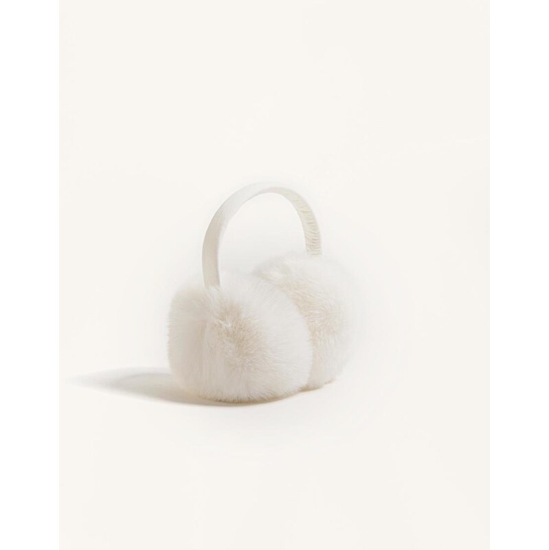 OYSHO Faux fur ear muffs in ecru-Neutral 110639137