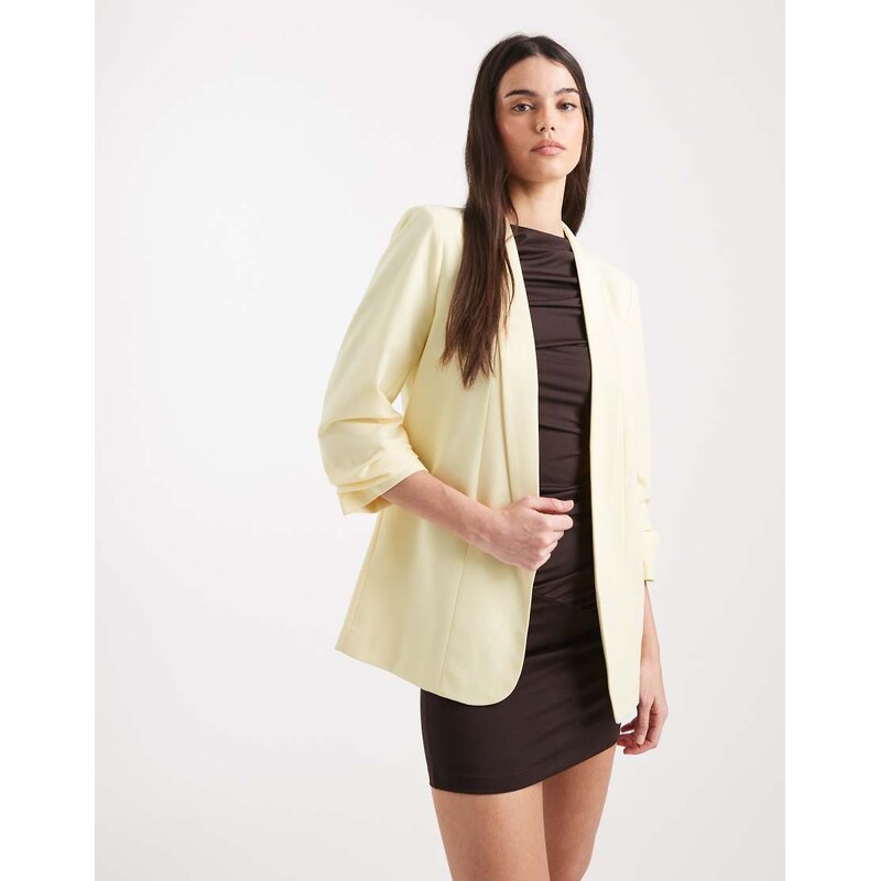 Pieces tailored ruched sleeve blazer in pale yellow 115517511