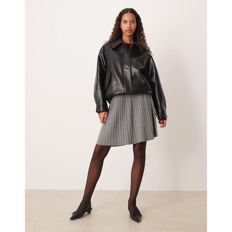 Vila knitted pleated mini skirt in medium grey melange 110639061