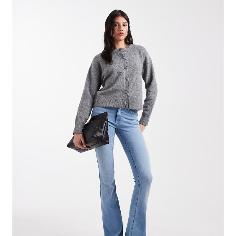 ONLY Tall Blush mid waist flared jeans in light blue 110639062