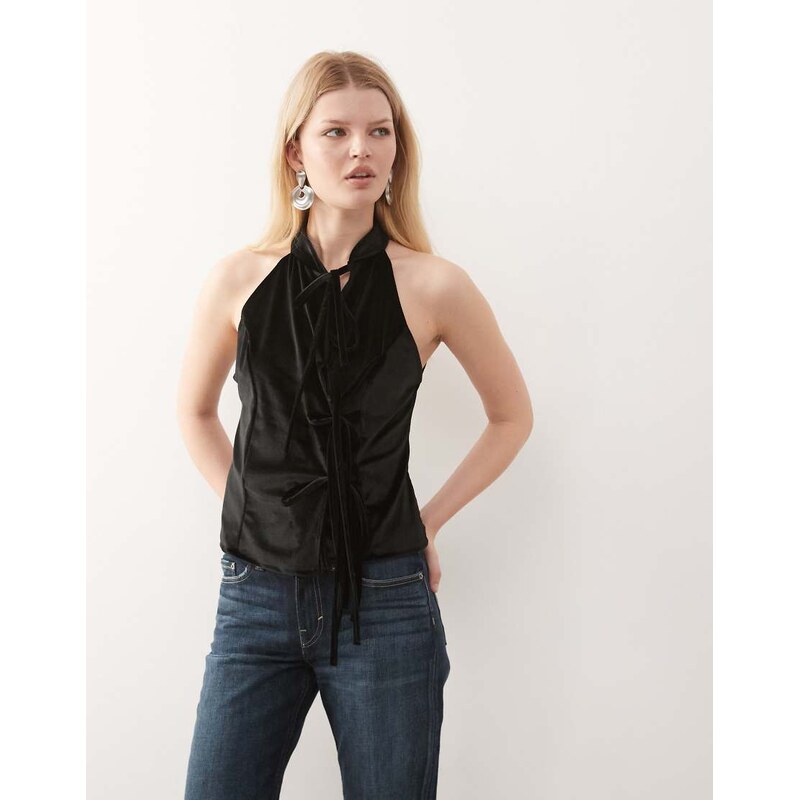 Reclaimed Vintage tie side velvet top in black