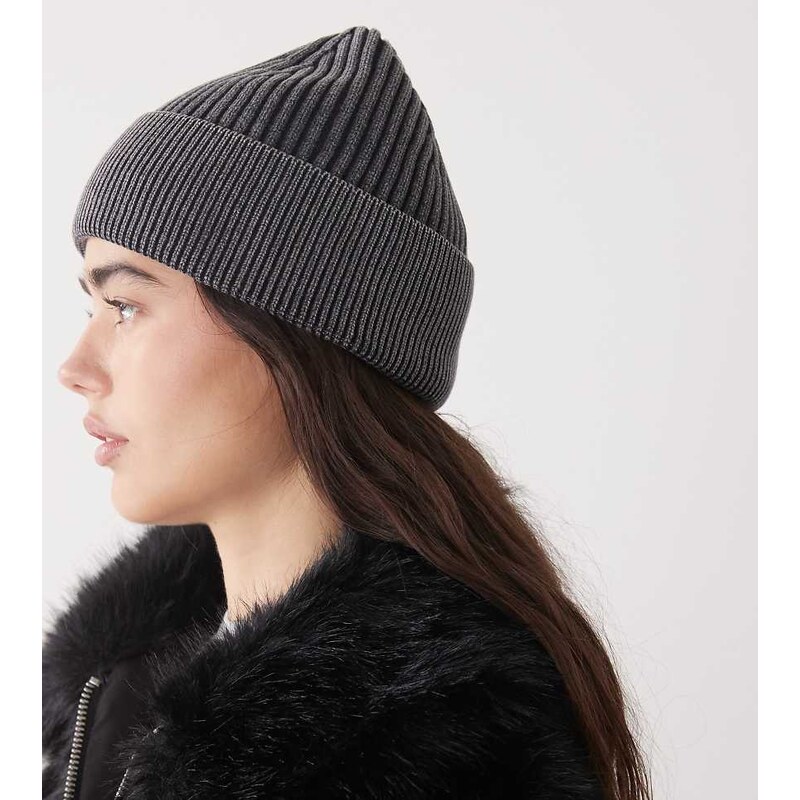 COLLUSION ribbed washed beanie in charcoal-Black 110670712