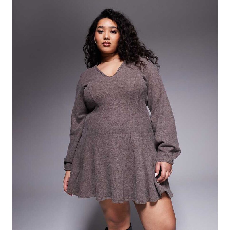 ASOS Curve ASOS DESIGN Curve supersoft V front fit and flare mini 110670929