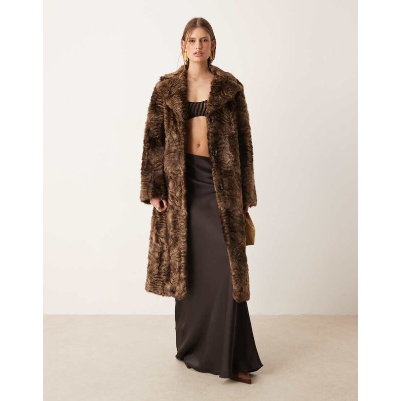 Mango textured faux fur jacket in brown 110805270