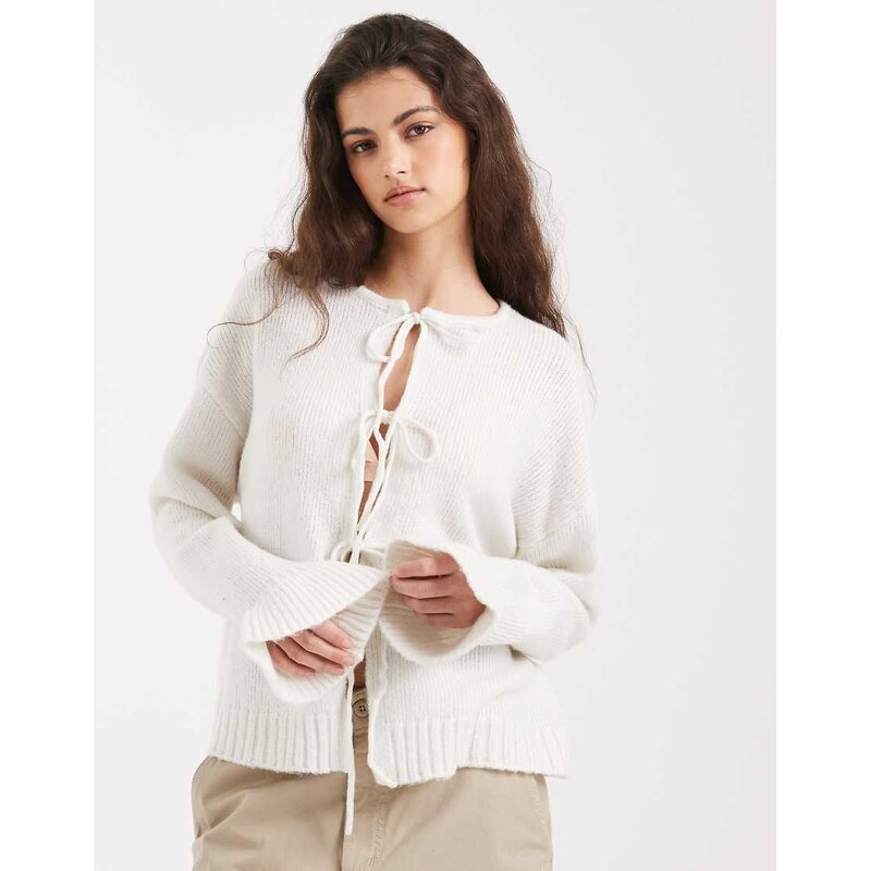 Pieces frill sleeve tie front jumper in cream-White