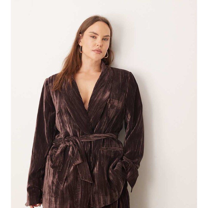 ASOS DESIGN Curve tie waist velvet blazer co-ord in chocolate