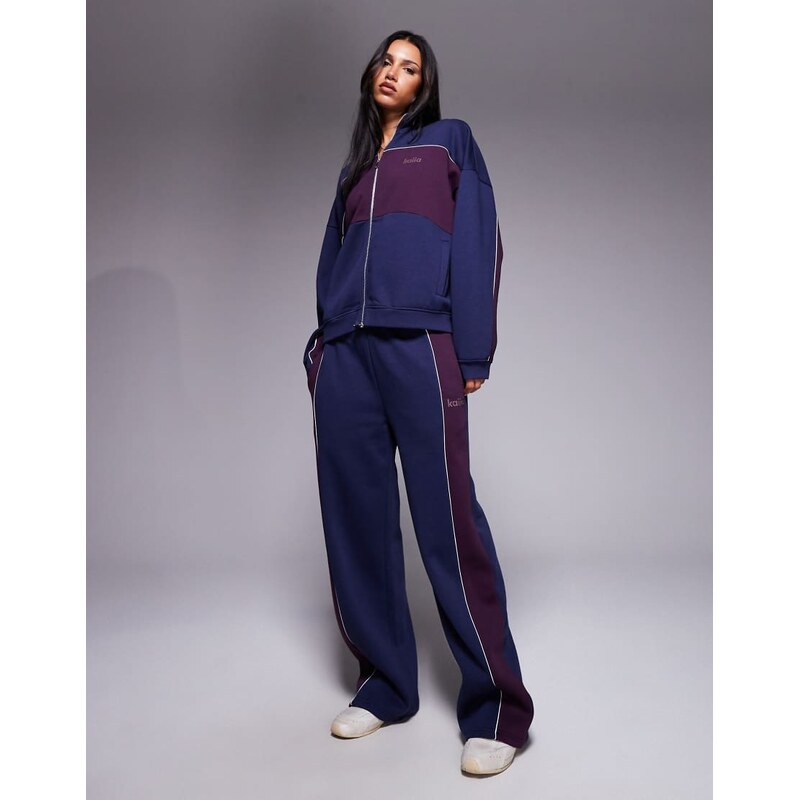 Kaiia cotton rich contrast side stripe wide leg joggers co-ord