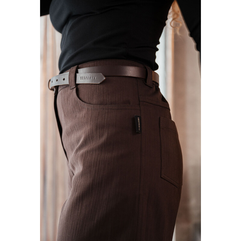 youngprimitive - Kalhoty a šortky Mona Jeans - dark chocolate