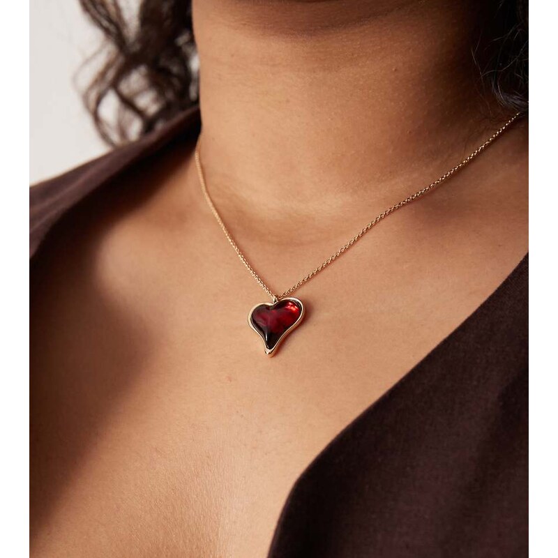 ASOS Curve ASOS DESIGN Curve necklace with heart pendant in gold tone 110922884