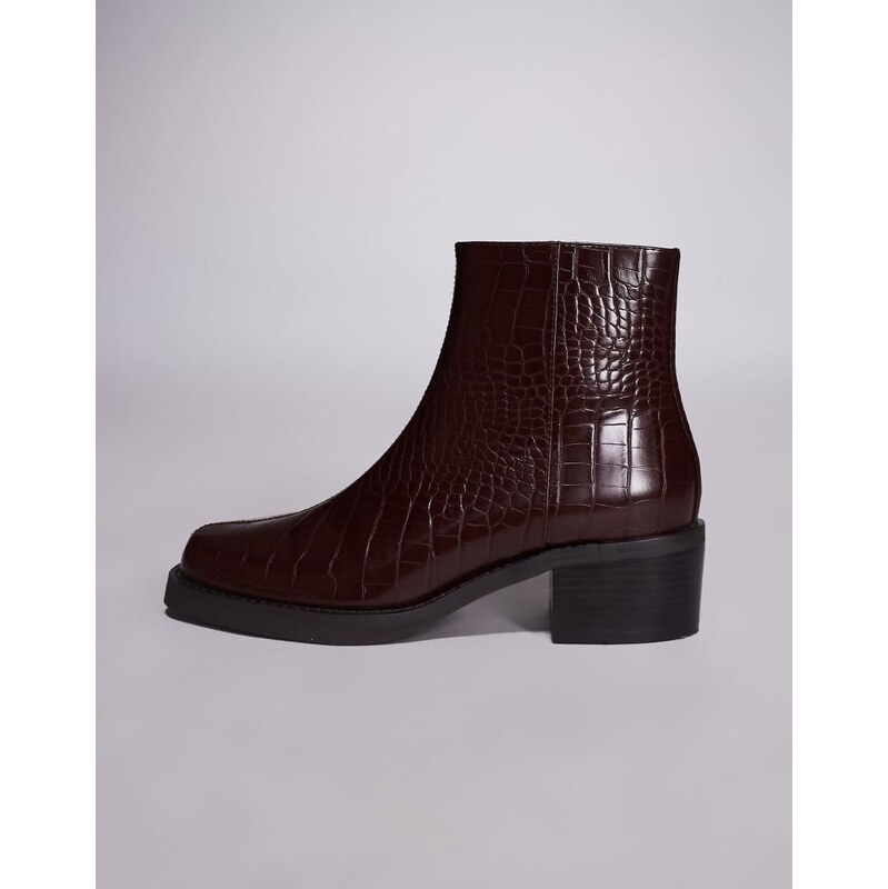 ASOS DESIGN heeled chelsea boots in faux snake print-Multi