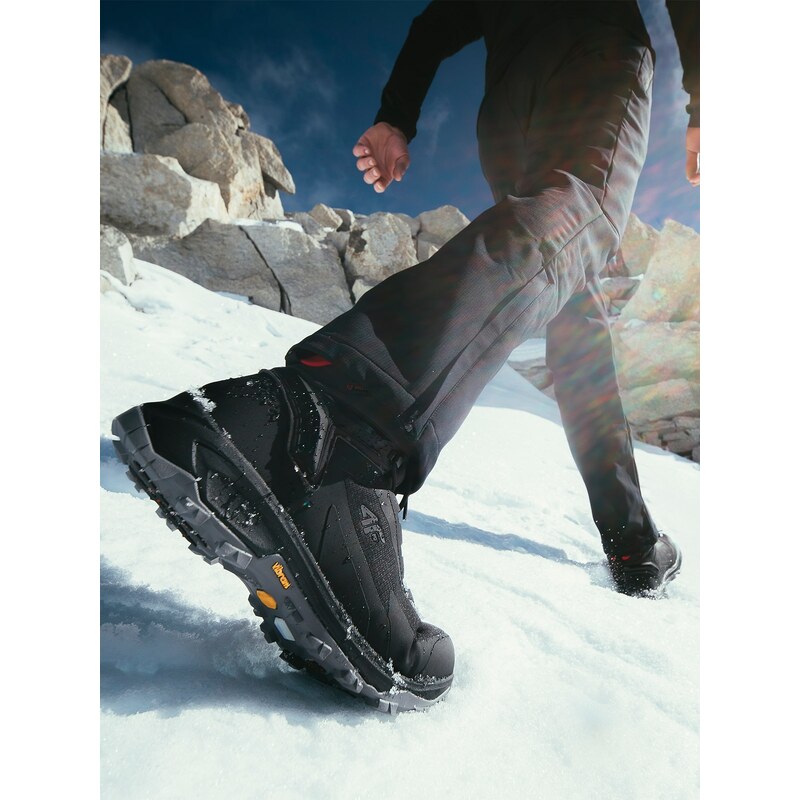 4F Pánské vysoké trekingové boty ICE CRACKER s izolací Primaloft - černé