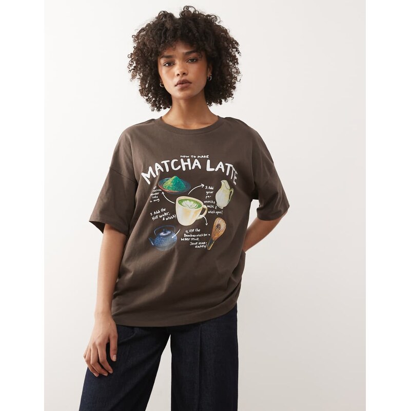 Noisy May t-shirt with matcha print in chocolate-Brown