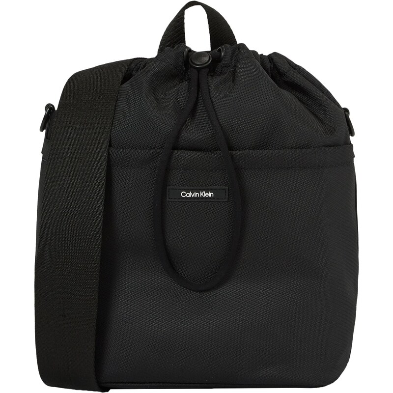 Calvin Klein Taška přes rameno Essential černá