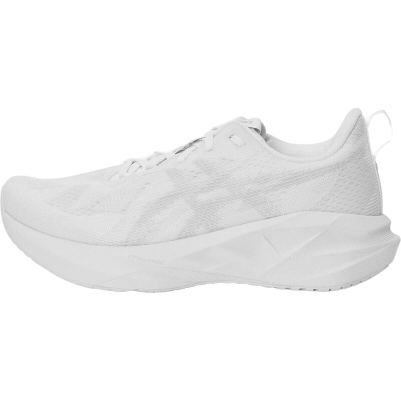 ASICS Běžecká obuv Novablast 5 perlově bílá 111072548