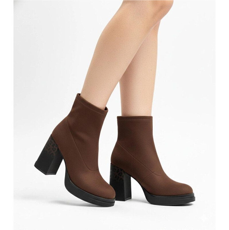 Boty na podpatku model 222036 Solea