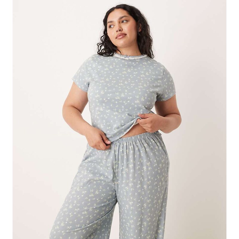 ASOS Curve ASOS DESIGN Curve mix & match pyjama baby tee in blue ditsy 115512942