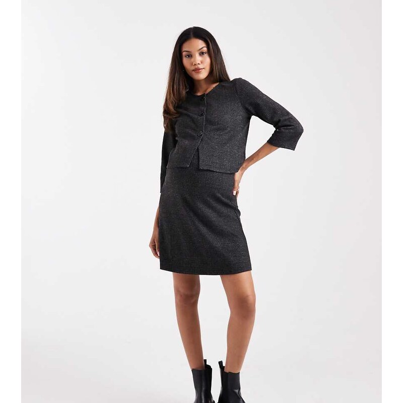 Mama.licious Mamalicious Maternity knitted mini skirt co-ord