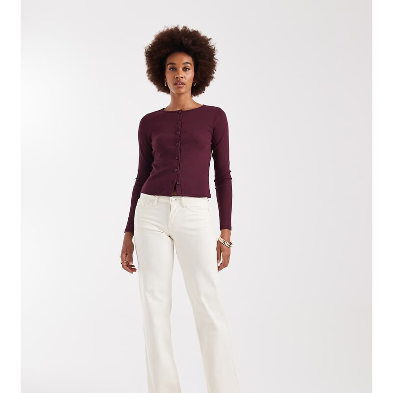 ONLY Tall Judy low rise wide leg jeans in ecru-White