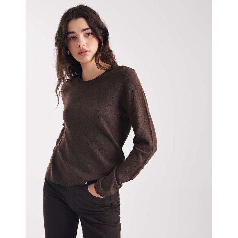 ONLY round neck knitted top in chocolate brown 115519409