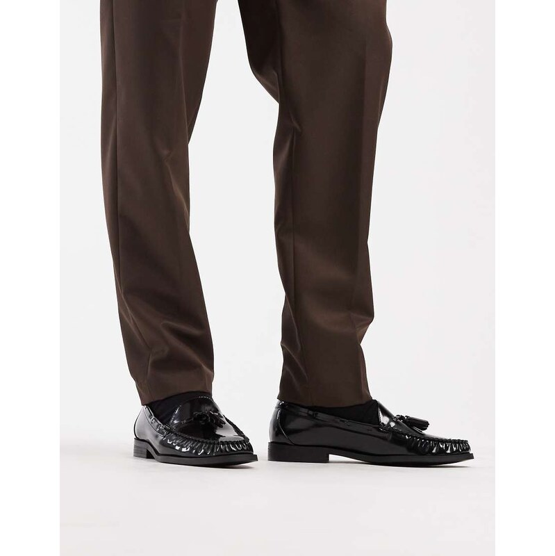 ASOS DESIGN penny loafers in black with tassel