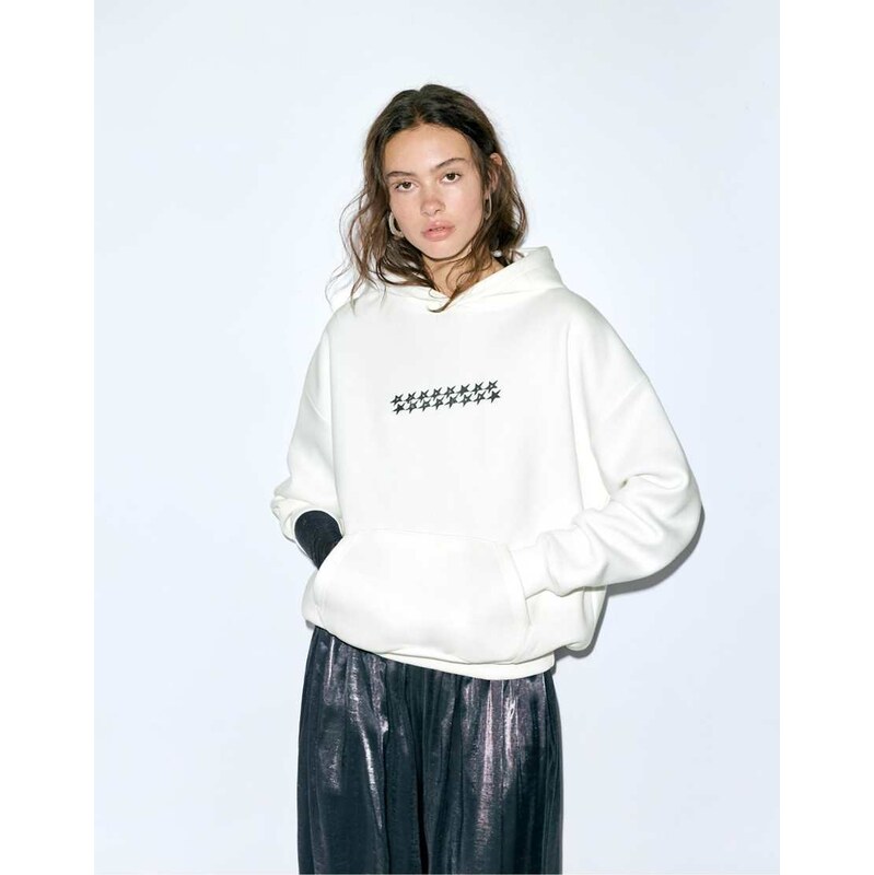 Pull&Bear Star hoodie in ice-White 111155702